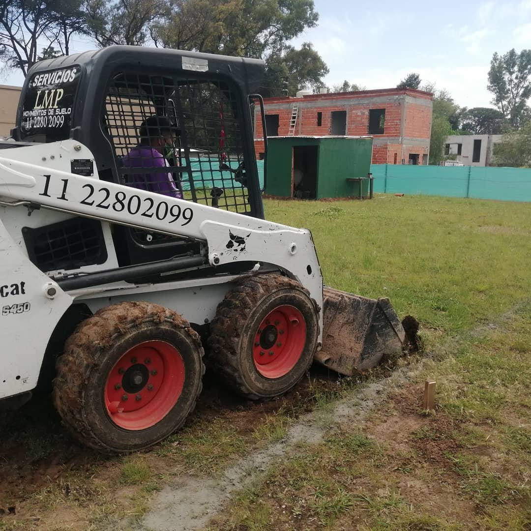 Nivelación de terreno Escobar - Servicios LMP